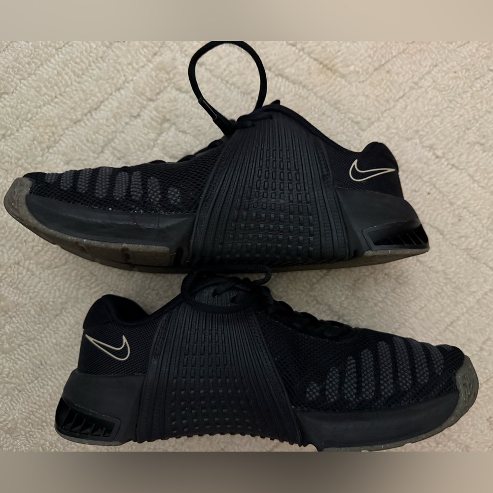 Nike Metcon 9 Black and Gold Gym Sneakers